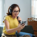 How to Choose the Right Wireless Microphone for Karaoke